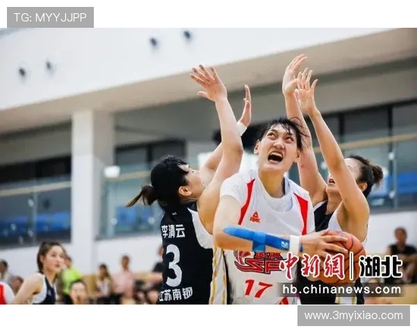 杭州篮球队在联合会杯积分榜中以72分稳居第一名展现强劲实力